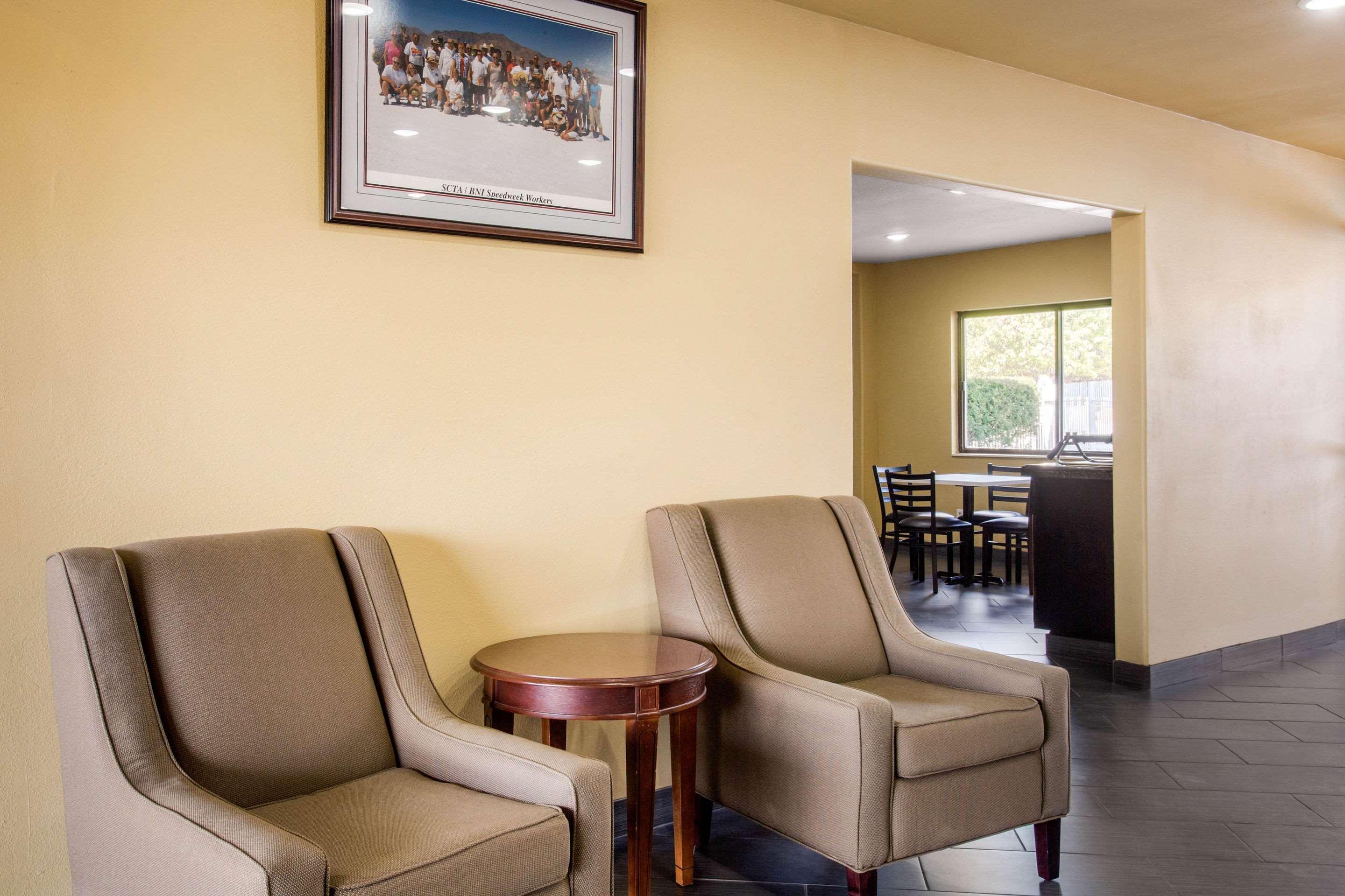 Quality Inn Stateline Уендоувър Екстериор снимка